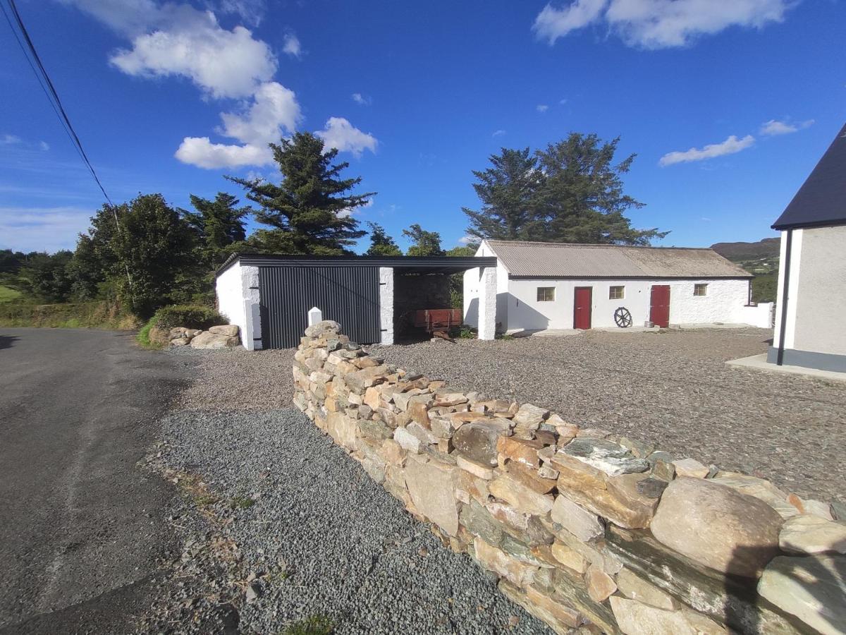White Barn Cottage Clonmany Buitenkant foto